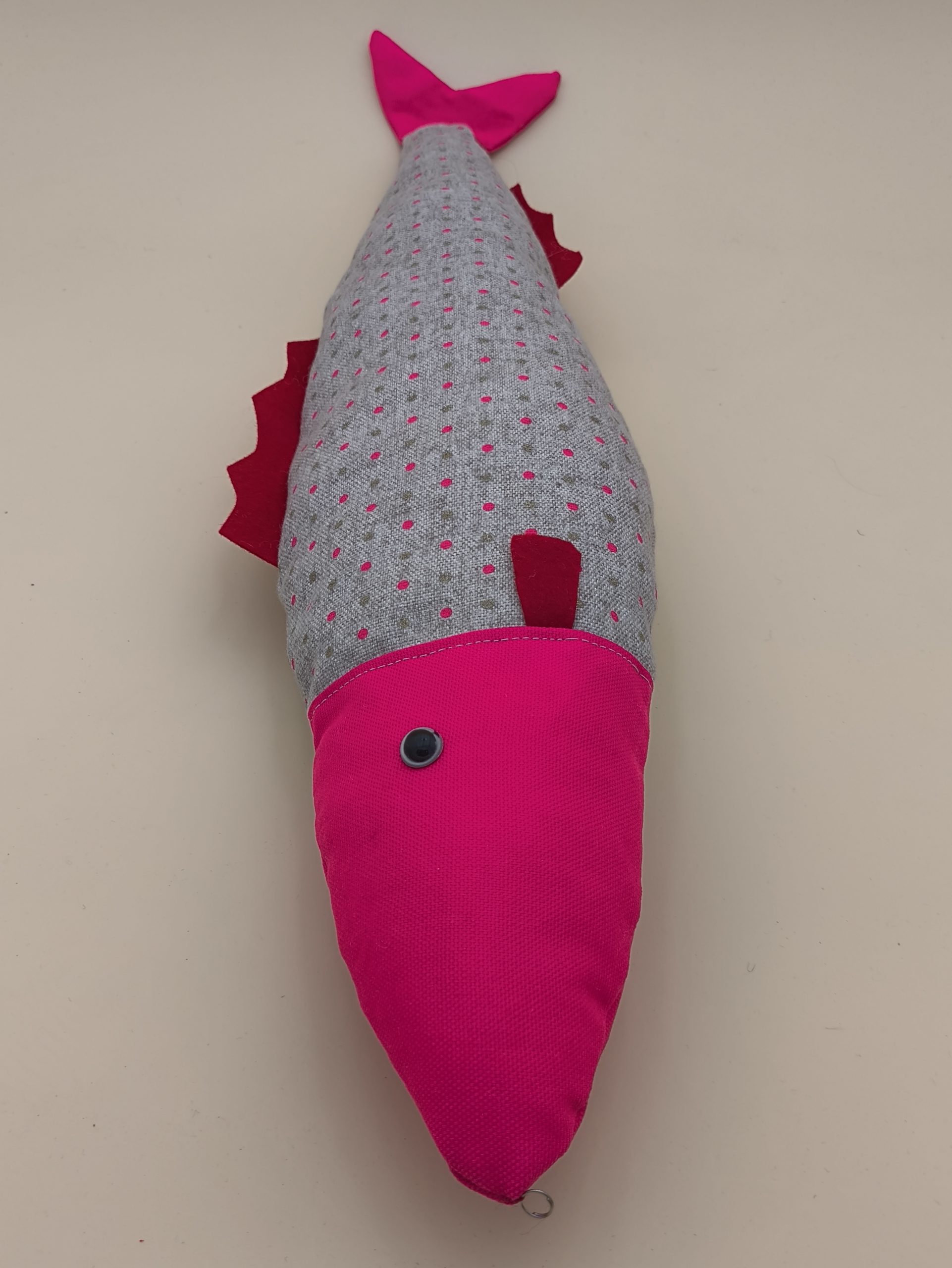 Coussin poisson - Colin câlin - gris et rose - Image 5