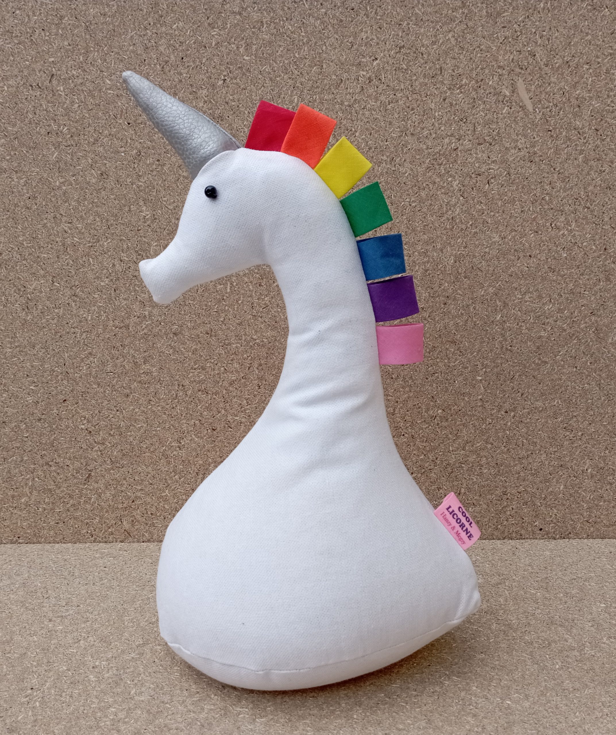 Cale-porte licorne : crinière arc-en-ciel