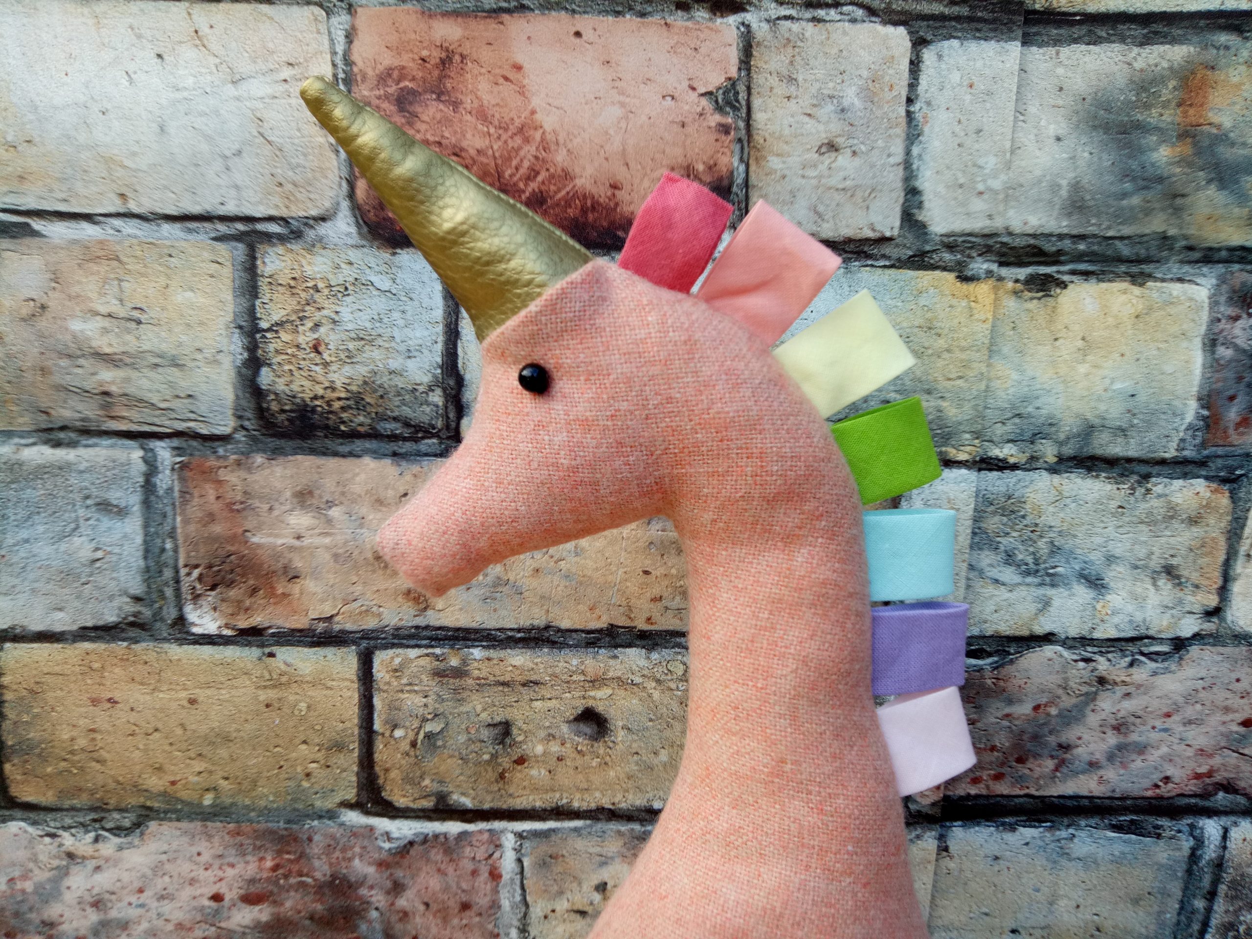 Cale-porte licorne : crinière arc-en-ciel - Image 7